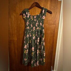 Carter’s Girl Floral Dress‎ Size 7 Color Green
